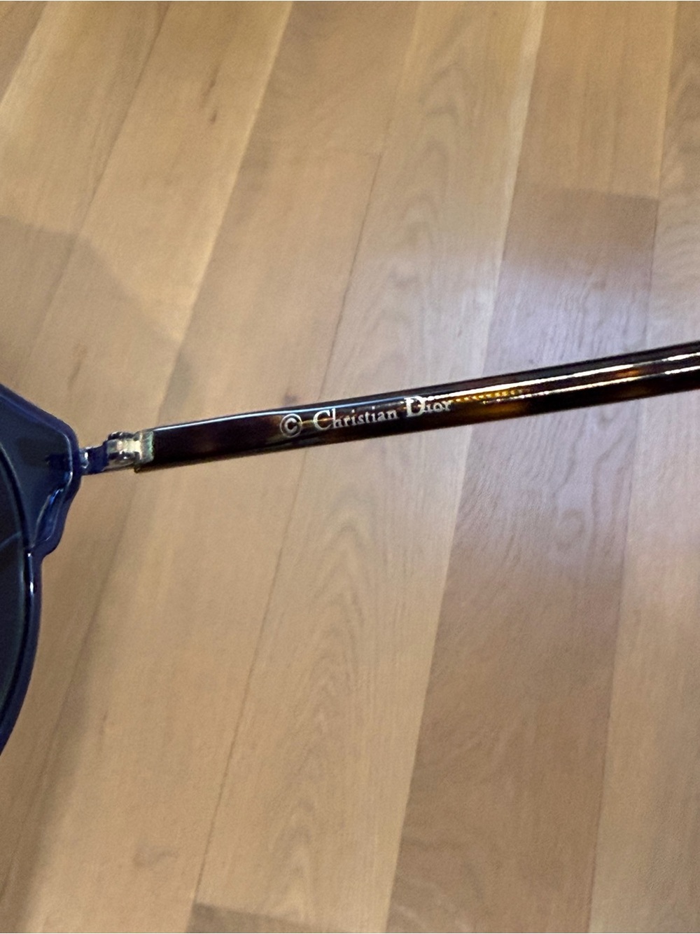 Dior Sunglasses - Picture 3 of 4